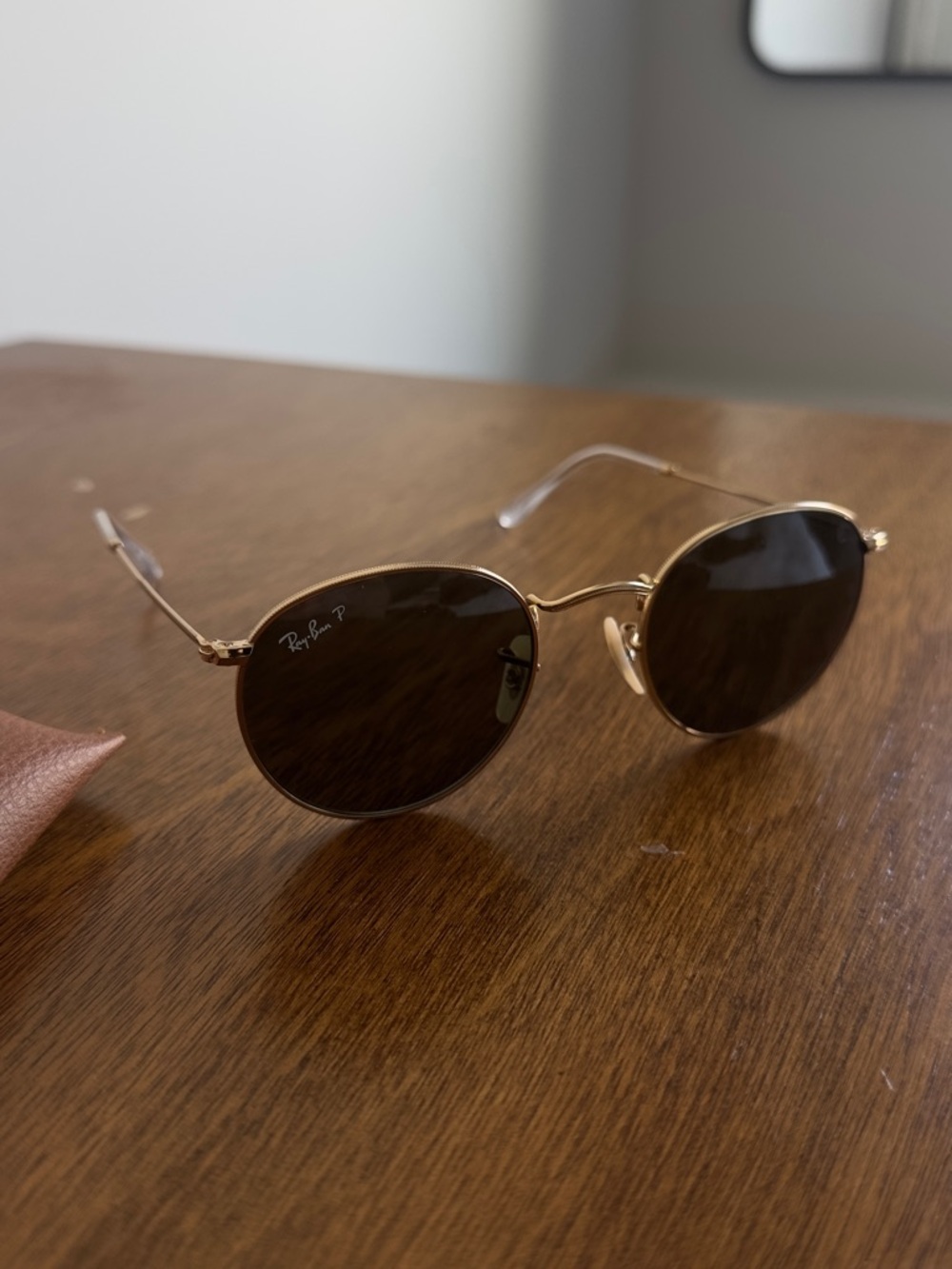 Ray-Ban Round Metal Gold Frame Sunglasses with Lenses Polarized!!